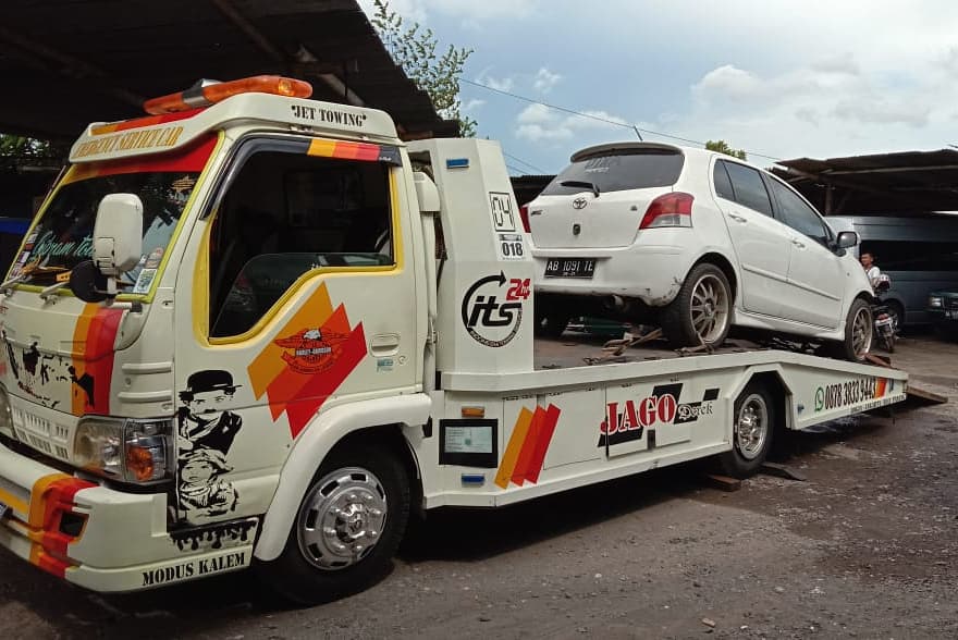 HARGA JASA TOWING MOBIL DI SLEMAN 087838339443